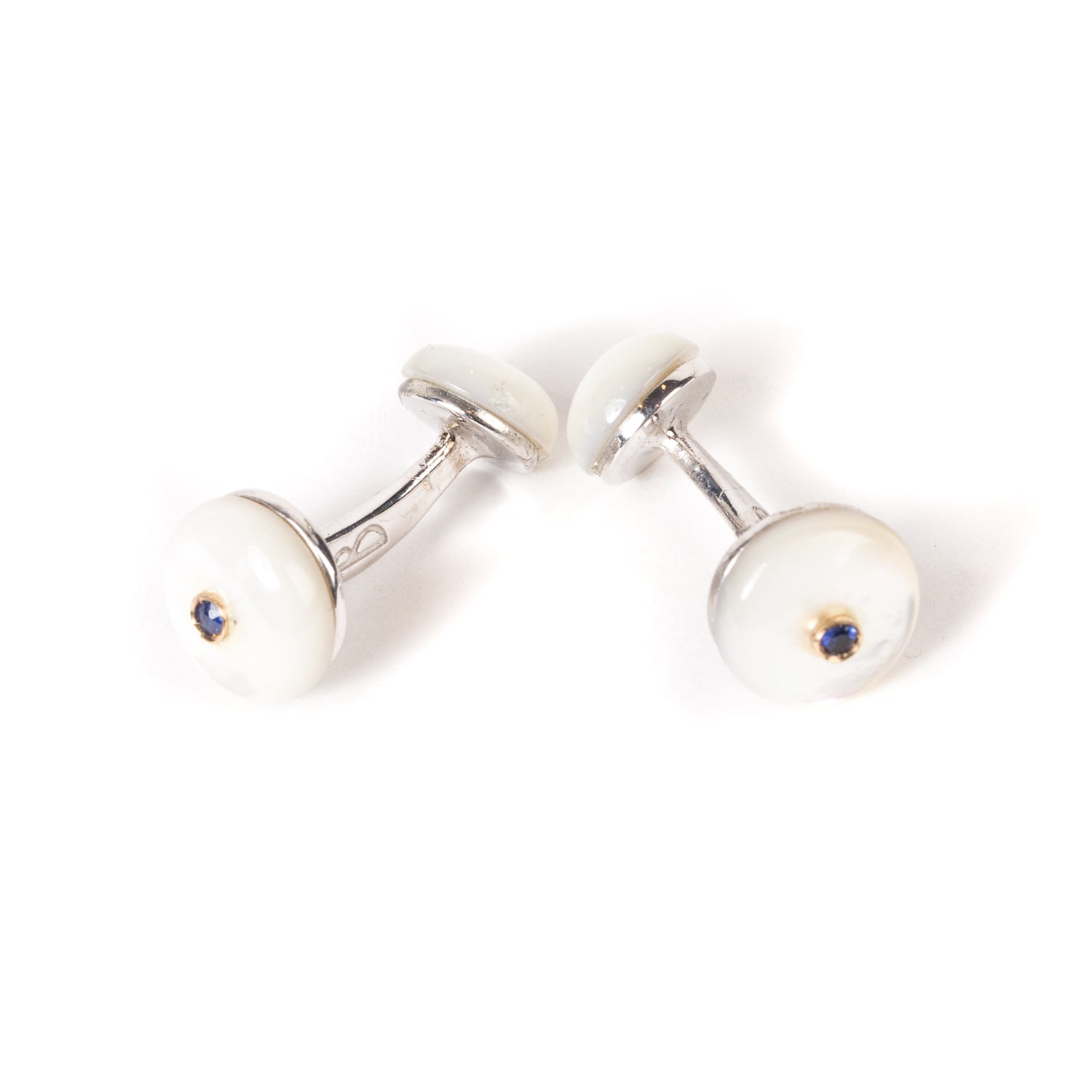 Manschettenknopf "Mother of Pearl" aus Sterling Silber - reine Handarbeit